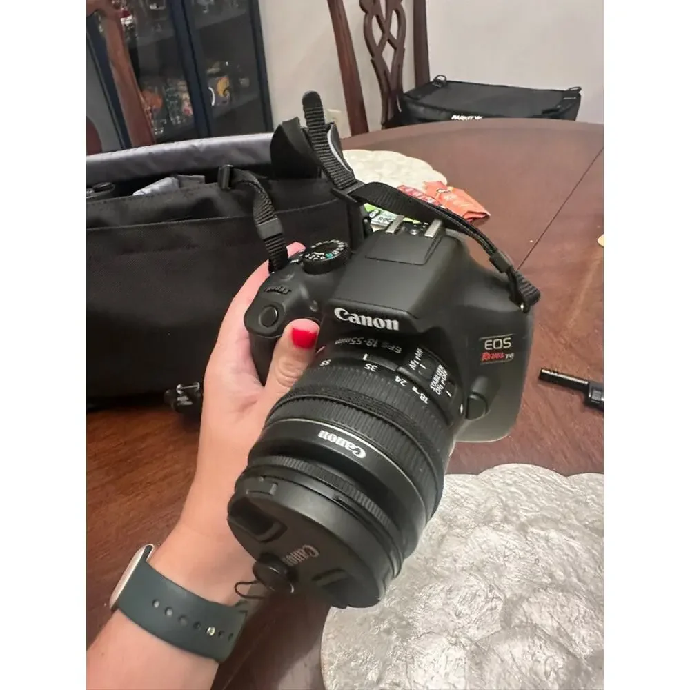 Canon EOS Rebel T6 + EOS 1300D Bundle